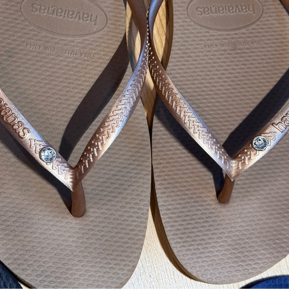 Havaianas Slim Crystal SW II Sandals Gold 9/10 Women Beach